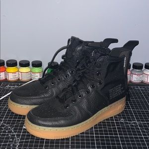 Nike Air Force 1 SF women’s size 7.5